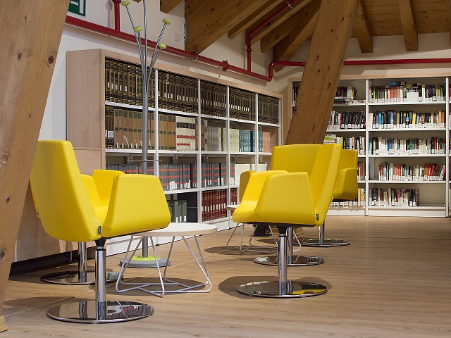 Ares Line made the Municipal Library of Asiago/ Vicenza